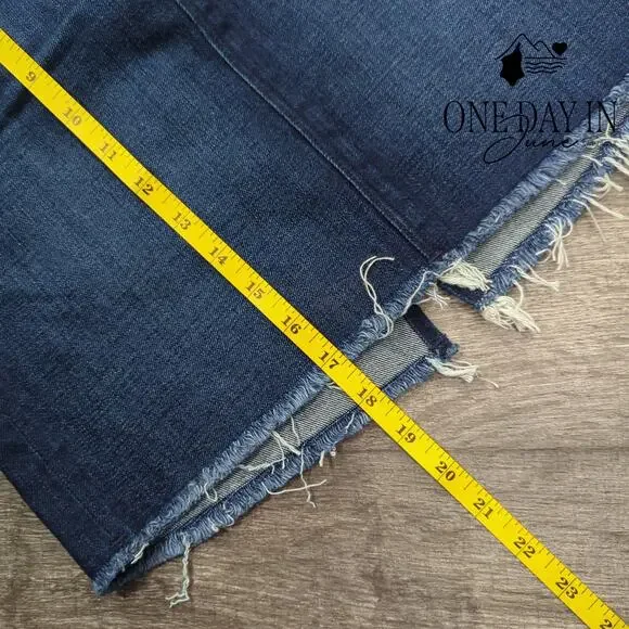 Hudson Lulu Denim Mini Skirt Size 00 (24) - Picture 4 of 5